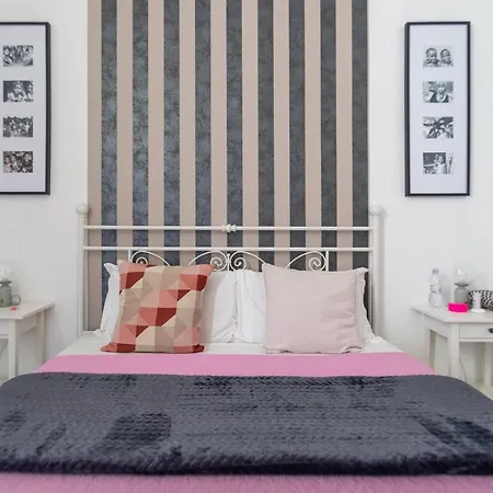 Zaira B&B-2